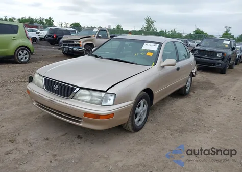 1997 Toyota Avalon Xl/Xls z USA, uszkodzony, nr VIN 4T1BF12B2VU203169